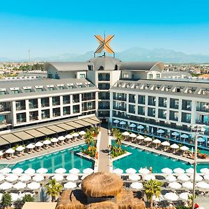 The X Belek